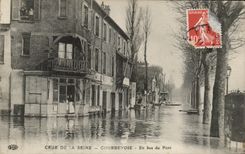 VINTAGE POSTCARD Raw Courbevoie Of the Seine In Bottom of the Bridge Floods 1910