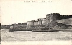 CPA Brest Le Chateau Vu du de la Rade 
