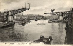 CPA Brest Le Pont National Bateaux