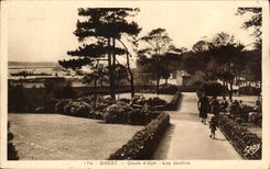 CPA Brest Cours D Ajot Les Jardins