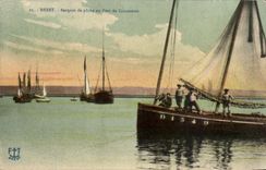 CPA Brest Barques de Peche Au Port De Commerce Bateaux