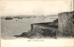 CPA Brest La Rade Et Goulet Bateaux