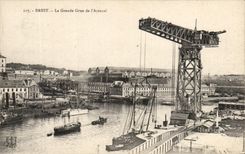 CPA Brest La Grande Grue de l Arsenal Bateaux