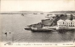 CPA Brest La Rade Vue Generale Bateaux