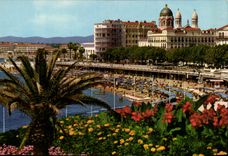 CPM La Cote D Azur Saint Raphael La Plage 