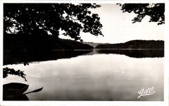 CPSM L Auvergne the Lake Pavin Seen of Southern Bank