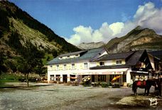 MODERN CARD Taillon Hotel Restoring Coffee Bar Gavarnie