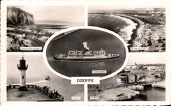 CPSM Dieppe L Arromanches Bateau Paquebot Falaises du Bas Fort Blanc Phare Le port