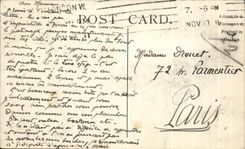 VINTAGE POSTCARD London Sentry At London Buckingham Palace