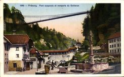 CPA Fribourg Pont Suspendu et remparts du Gotteron