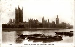 VINTAGE POSTCARD London Houses off Parliament from the Thames To rivet