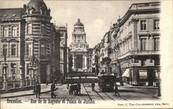 VINTAGE POSTCARD Brussels Street of Regency and Law courts