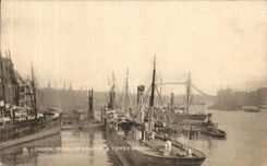 VINTAGE POSTCARD London Pool off London Tower Bridge Mathilde Boats