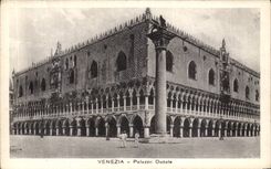 VINTAGE POSTCARD Venezia Piazza Ducal