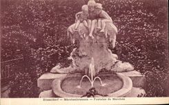 VINTAGE POSTCARD Dusseldorf Marchenbrunnen Fountain of Marchen