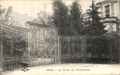 CPA Sens Le Grille de L Archeveche