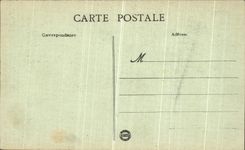 CPA Sens L Hotel de Ville et la Statue Thenard