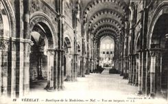 CPA Vezelay Basilique de la madeleine Nef Vue en Largeur