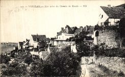 CPA Vezelay Vue prise du chemin de Ronde