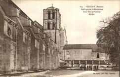 CPA Vezelay Basilique de la Madeleine Tour Sud et Cloitre Edsa
