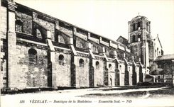 CPA Vezelay Basilique de la Madeleine Ensemble Sud 