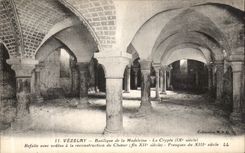 CPA Vezelay Basilique de la Madeleine La crypte