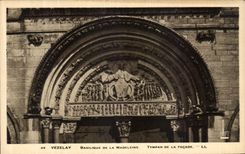 CPA Vezelay Basilique De La Madeleine Tympan de la Facade 
