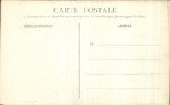 CPA Vezelay Facade Eglise de la madeleine Collection des Chapiteau Deux vieillards rompant un pain a la visite de Saint