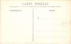 CPA Vezelay Facade Eglise de la madeleine Collection des Chapiteaux Un homme pris par le milieu du corps