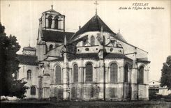CPA Vezelay Abside de l Eglise de la Madeleine