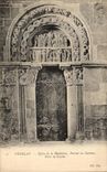 CPA Vezelay Eglise de la Madeleine Portail de Narthex Porte de Gauche 