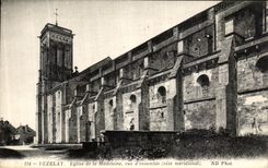 CPA Vezelay Eglise de la Madeleine Vue d ensemble 