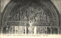 CPA Vezelay Eglise de la Madeleine Portail du Narthex Tympan 