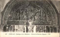 CPA Vezelay Basilique de la Madeleine Portail du Narthex Tympan 