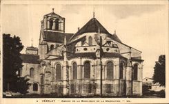 CPA Vezelay Abside de la Basilique de la Madeleine 