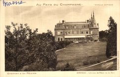 VINTAGE POSTCARD Epernay Castle of Beijing seen of the park