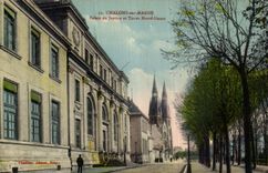 VINTAGE POSTCARD Trawl nets On the Marne Law courts and Notre Dame lathes