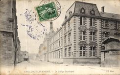 VINTAGE POSTCARD Trawl nets On the Marne the Municipal College