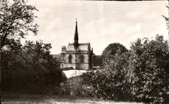 POSTAL Amboise La Chapelle Huberto santo de la VENDIMIA