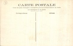 CPA Tours Square de l Archeveche Monument des docteurs Bretonneeau Trousseau et Velpeau