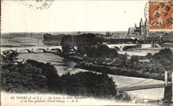 CPA Tours La Loire Le pont Bonaparte Et La Vue Generale