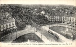 CPA Tours La Place du Palais de Justice l Avenue de Grammont Cote Nord Est