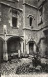 CPA Tours La Cour interieure de la Maison de Tristan l Hermite Prevot des Marechaux de France sous Charles VII et Louis