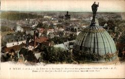 CPA Tours Le Dome La Basilique Saint Martin Et Vue Generale vers L hotel de Ville 