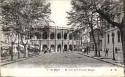 CPA Nimes B ulevard Victor Hugo