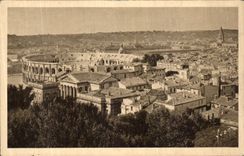 CPA Nimes Vue Generale sur la Ville et les Arenes