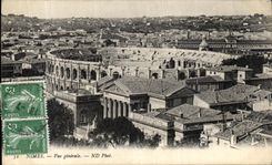 CPA Nimes Vue Generale Arenes