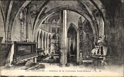 CPA Toulouse Interieur de la Cathedrale Saint Etienne