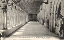 CPA Toulouse Le Cloitre du Musee Ancien Couvent des Augustins Une galerie