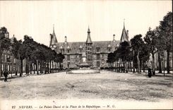 POSTAL Nevers de la VENDIMIA el paladar ducal y el lugar de la república
